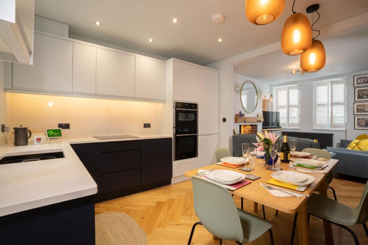 Modern Home In Windermere By Letmestay Esterno foto